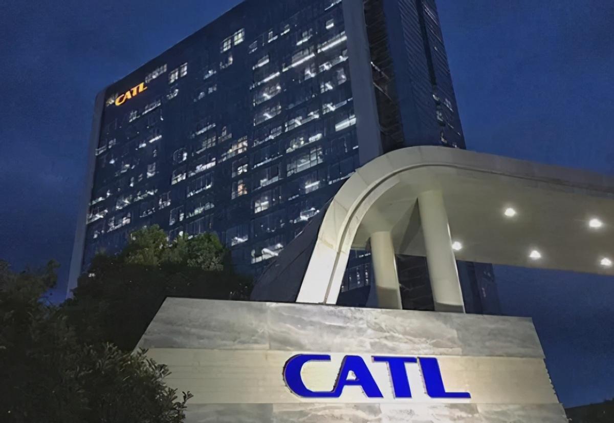 中国的前十名首富人物,2023全球富豪身价排行榜