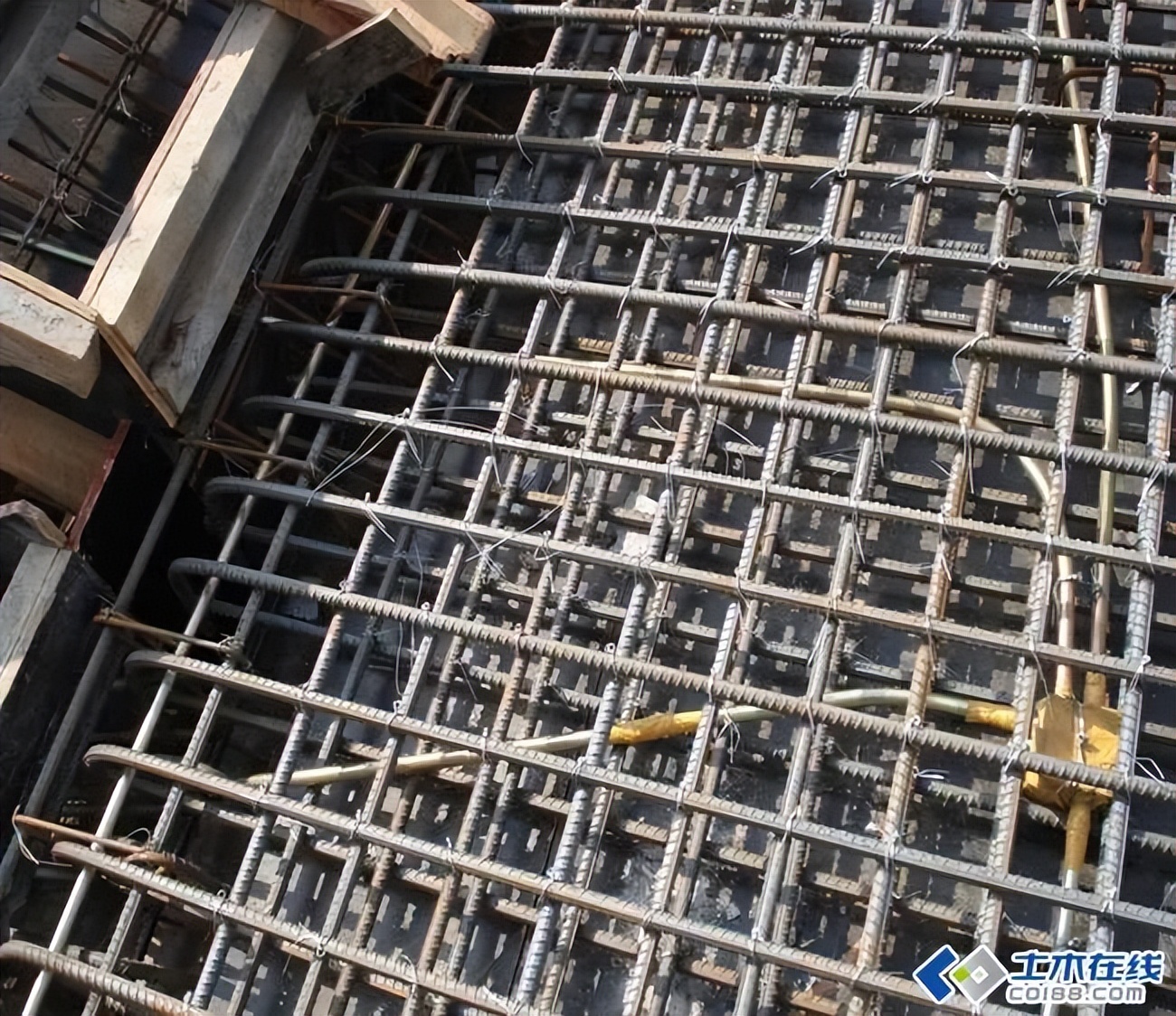 鲁班奖工程机电安装亮点做法展示,鲁班奖钢构安装要点示范图片