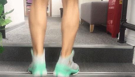 足部护理足跟痛,脚后跟粉碎足外翻怎么治疗