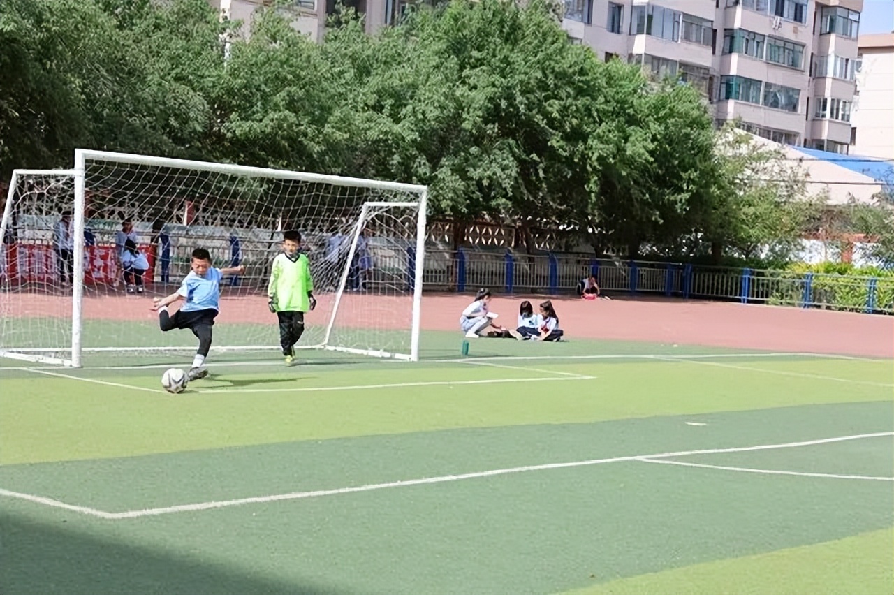 包钢七小校长杯足球比赛,包钢实验二小足球