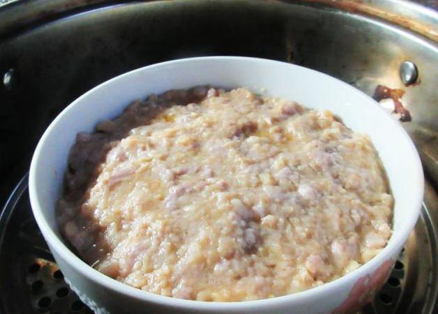 莲藕蒸肉饼正宗做法,清蒸莲藕蒸肉饼的做法