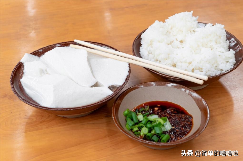 专门说四川各地传统小吃,四川的十大名小吃