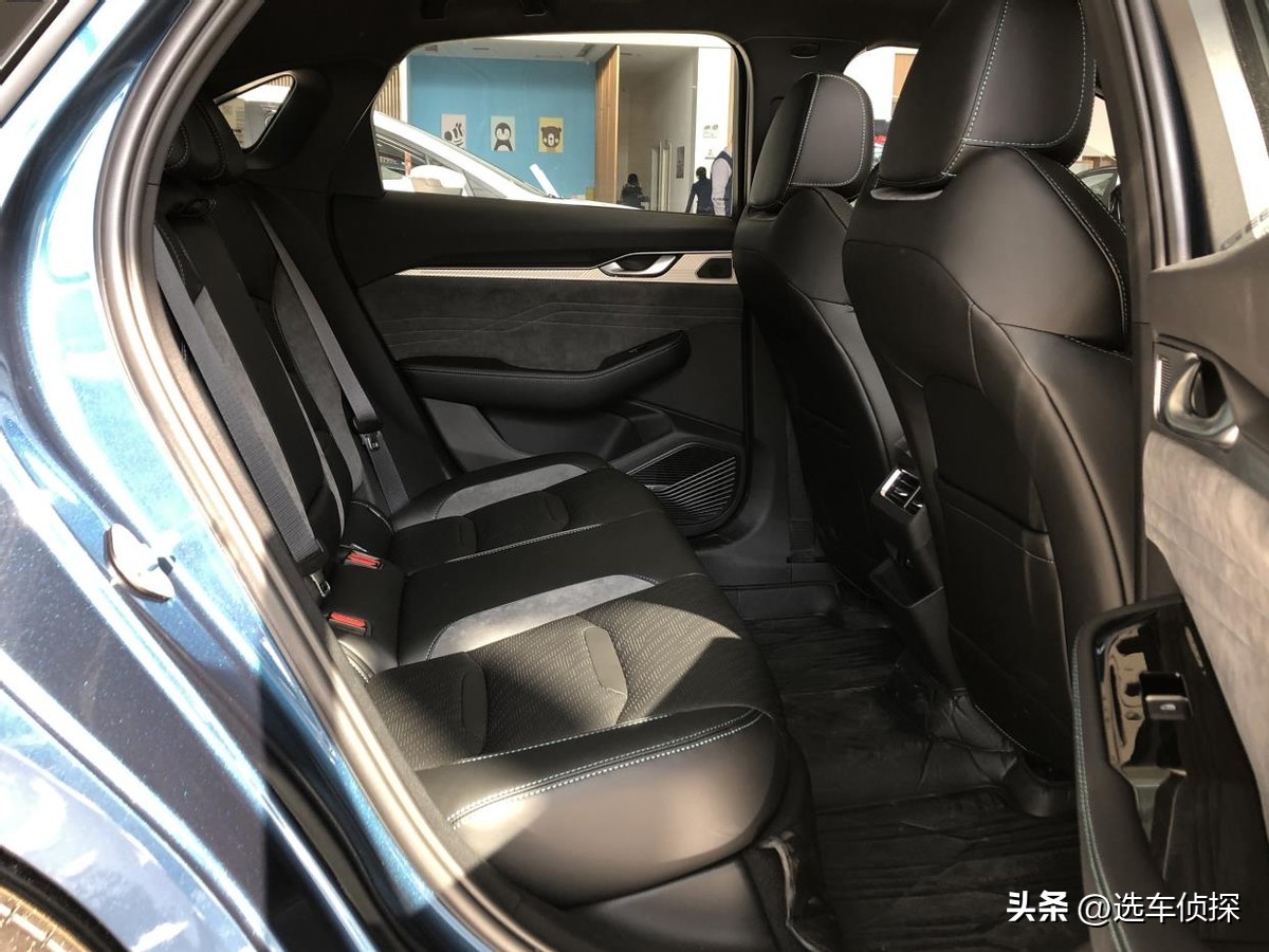 星瑞活塞环,2023款吉利星瑞石青色