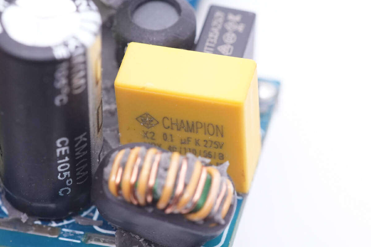 魅族pandaer65w充电器拆解,魅族pandaer氮化镓65w快充头评测