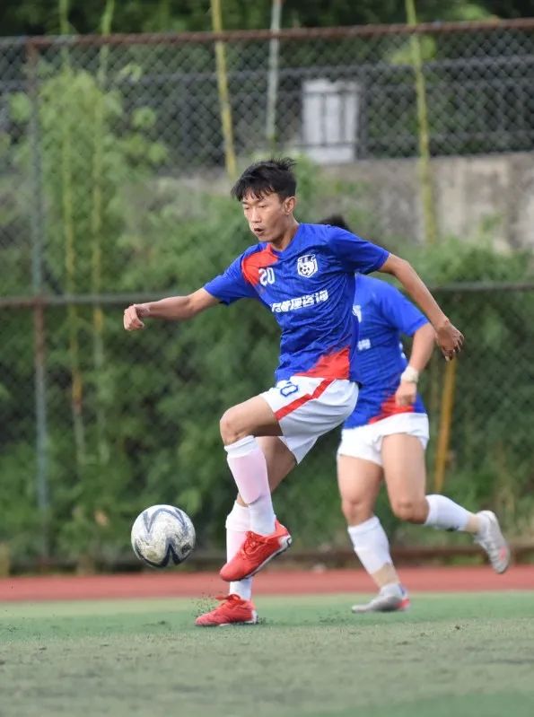 一扇门阻挡了去路,一扇门阻挡了一个梦想的诞生