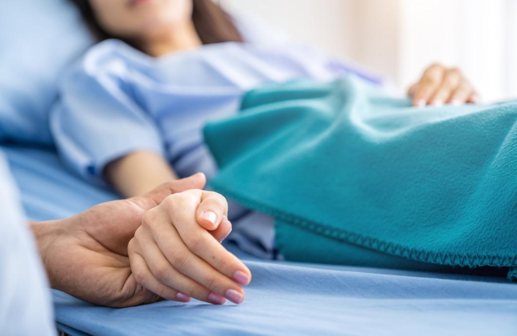 癌症根本不用治治好的都是误诊,癌症能治好吗澄清癌症的7大误区