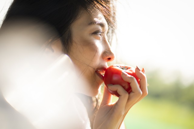 女子曾经对婆婆恨之入骨,恶毒的女人对待婆婆