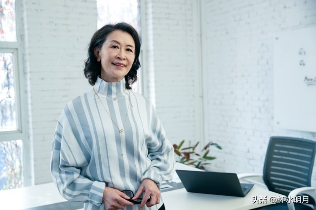 62岁前夫变阳，搭伙女人跑了！我送去急救室，他留给我80万（上）