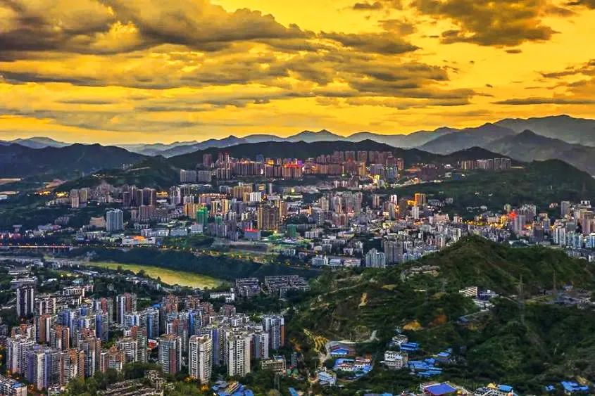 喜欢在这座江南城市里生活,非常喜欢这座自带浪漫的美丽城市