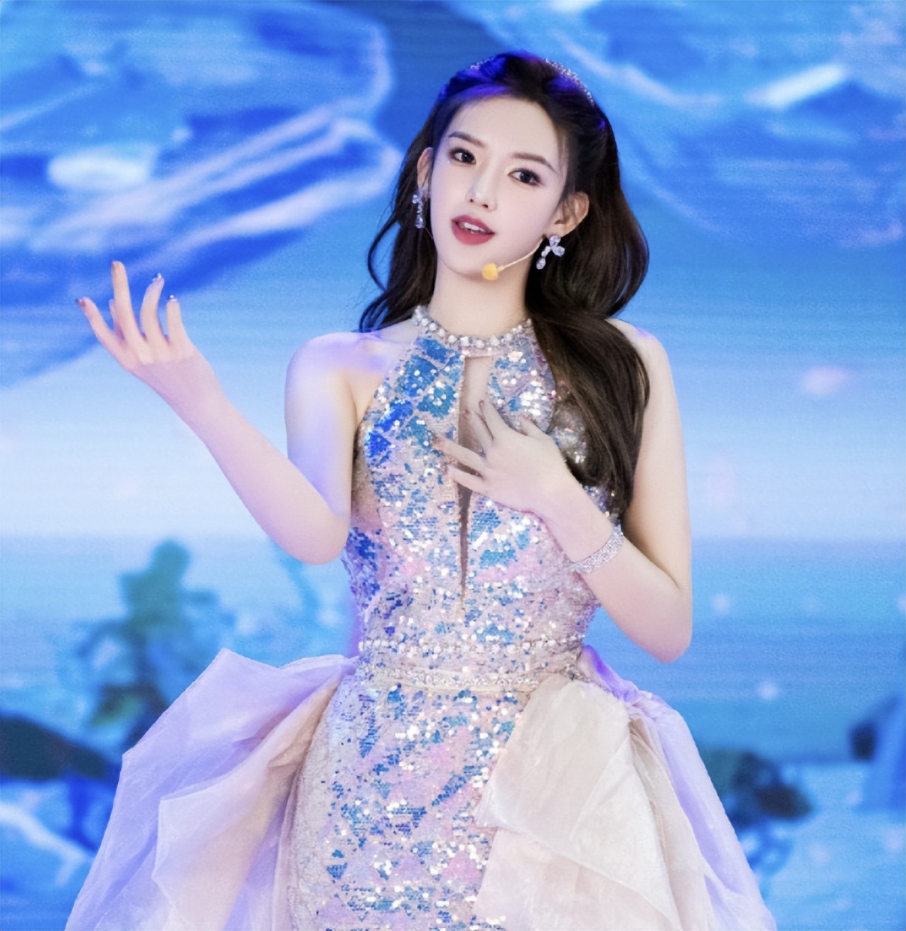 今年央视和湖南跨年哪个好,湖南卫视跨年晚会央视一套