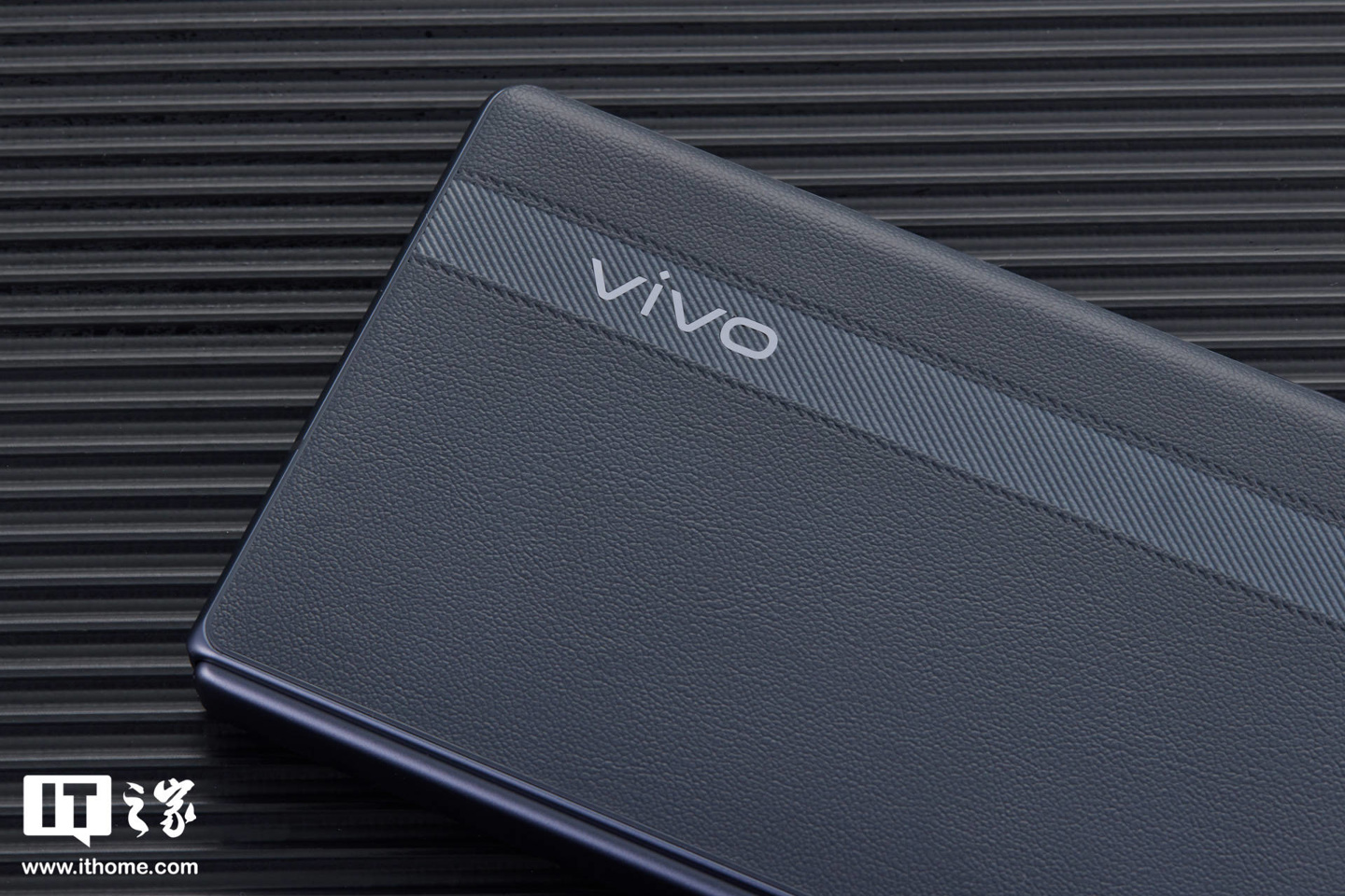 vivoxfold折叠屏评测,vivoxfold对比华为matex2