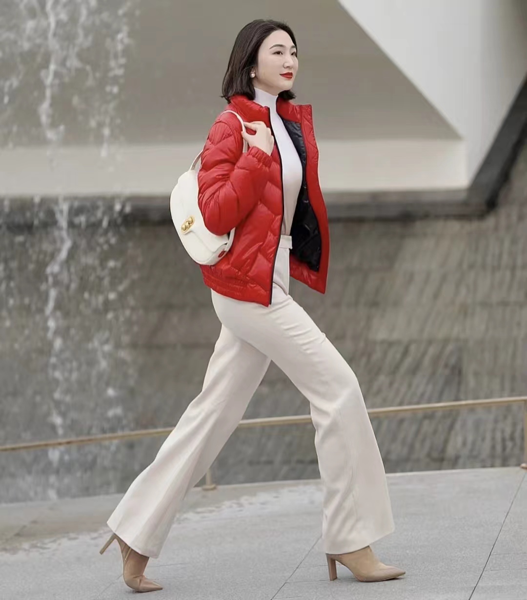 冬季穿什么颜色的羽绒服比较百搭,每个色系都很好看