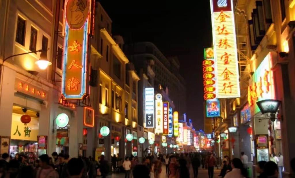 白云【设计之都】国企城投全新力作，黄边地铁站旁，白云新城地标