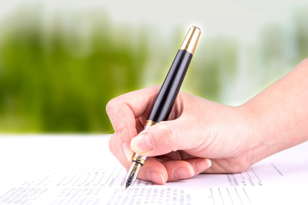 字写得好坏绝不该再成为我们中小学语文老师打分的标准