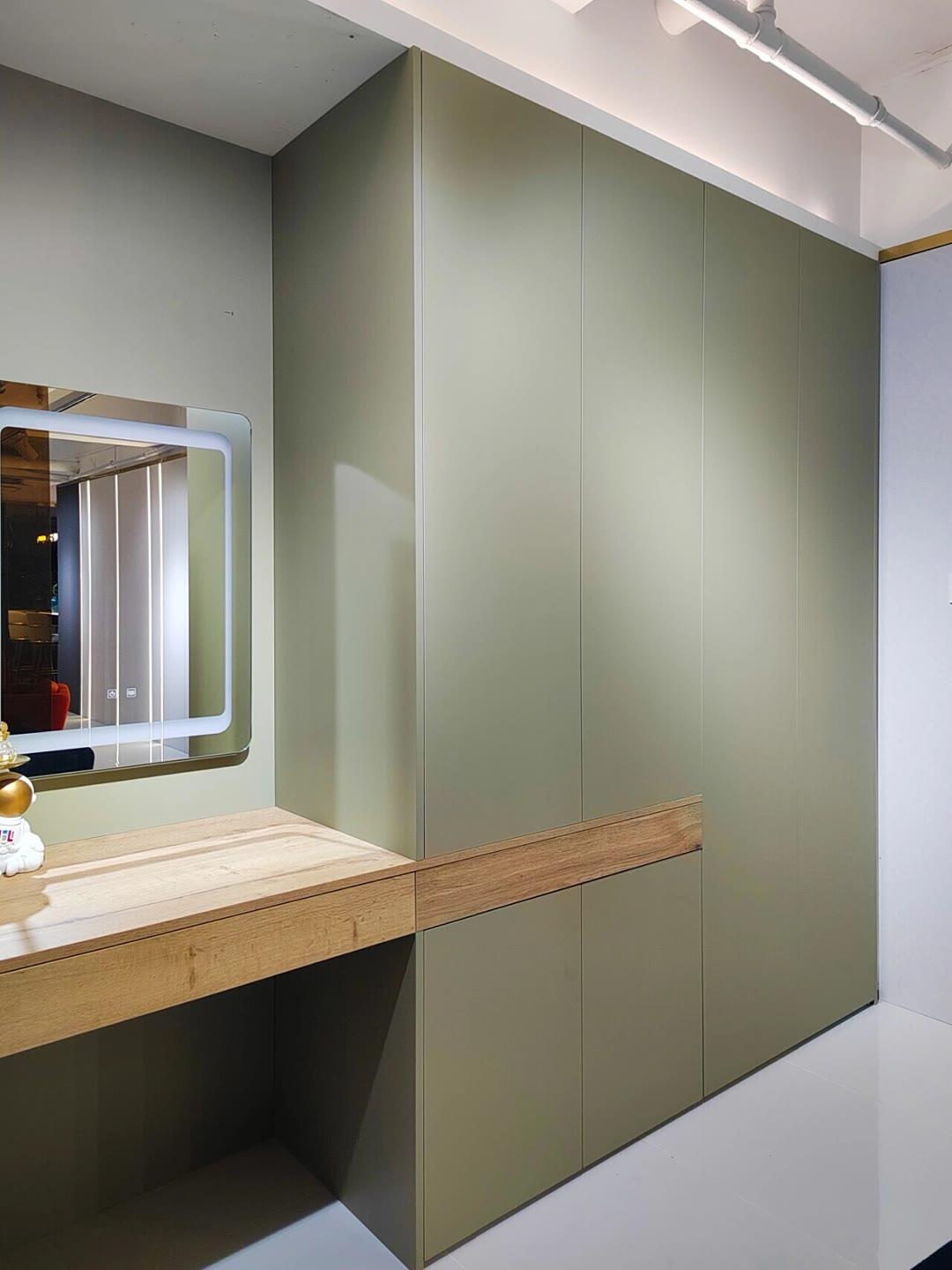 为什么越来越多人喜欢定制家具,去衣柜化的卧室越来越流行