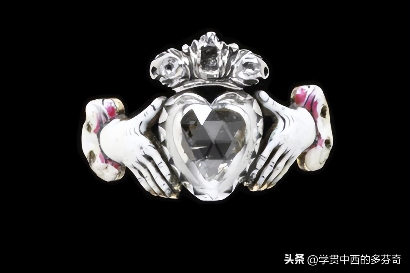 结婚戒指什么时候传入中国,哪个年代的戒指都是祖传的