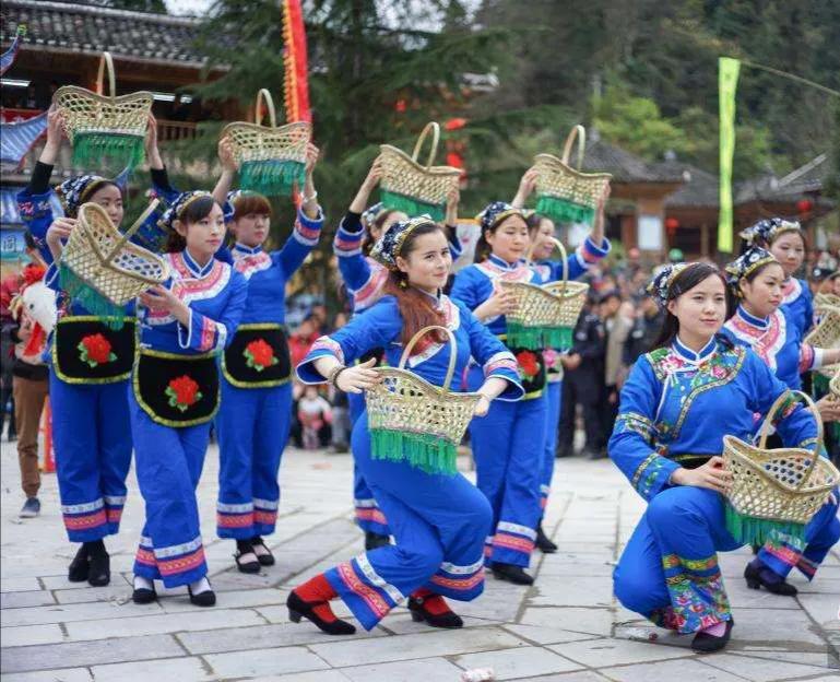 五十六个民族的风俗和服饰,费青儿五十六个民族服饰合集