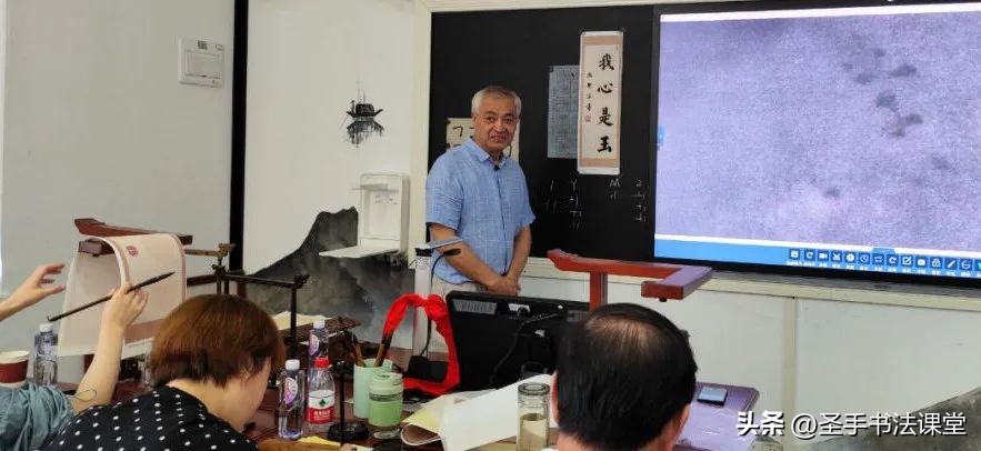 中小学毛笔书法教与练系列,毛笔书法教学技巧培训班