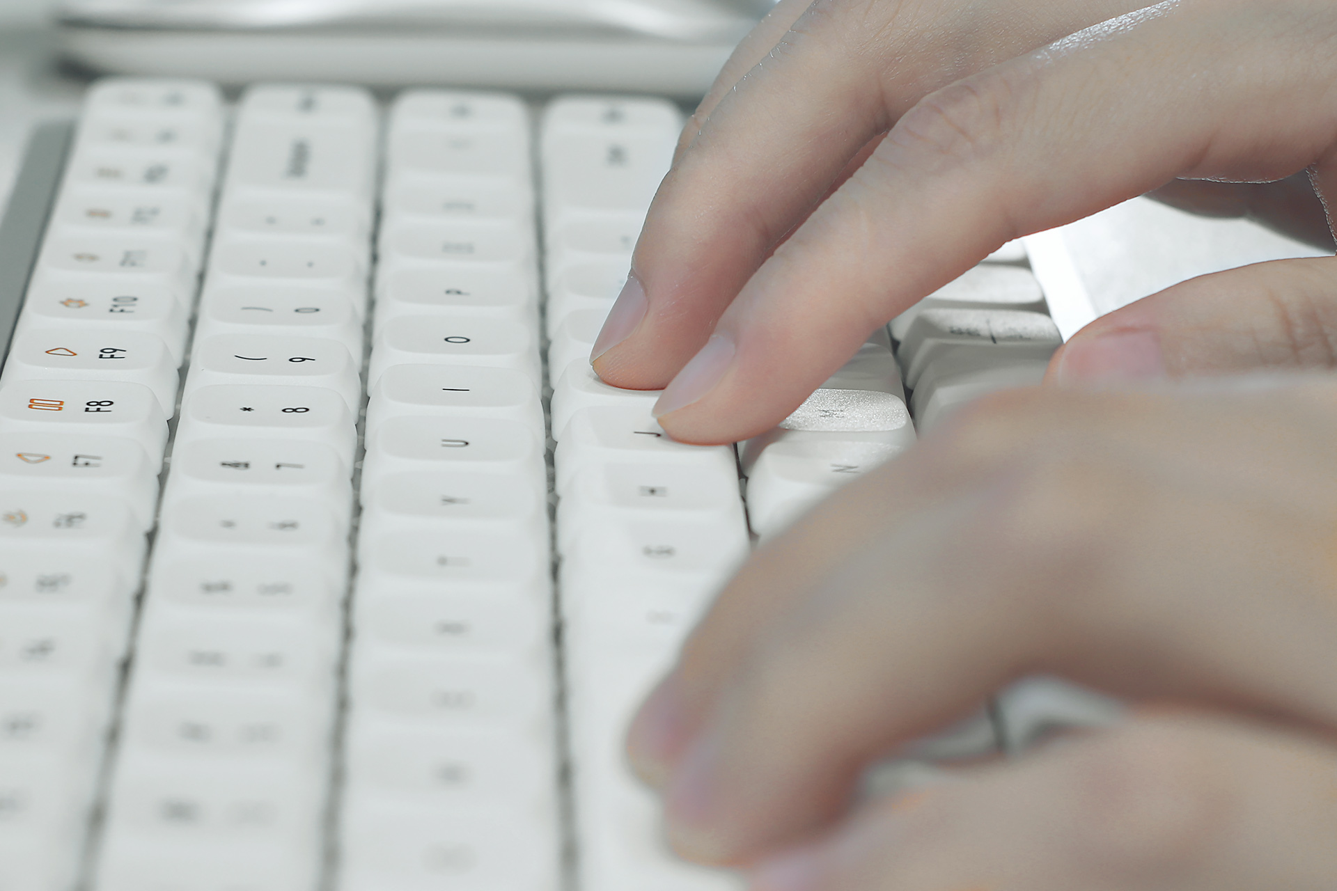 洛斐小顺键盘可以自己换轴体吗,洛斐小顺100矮轴机械键盘