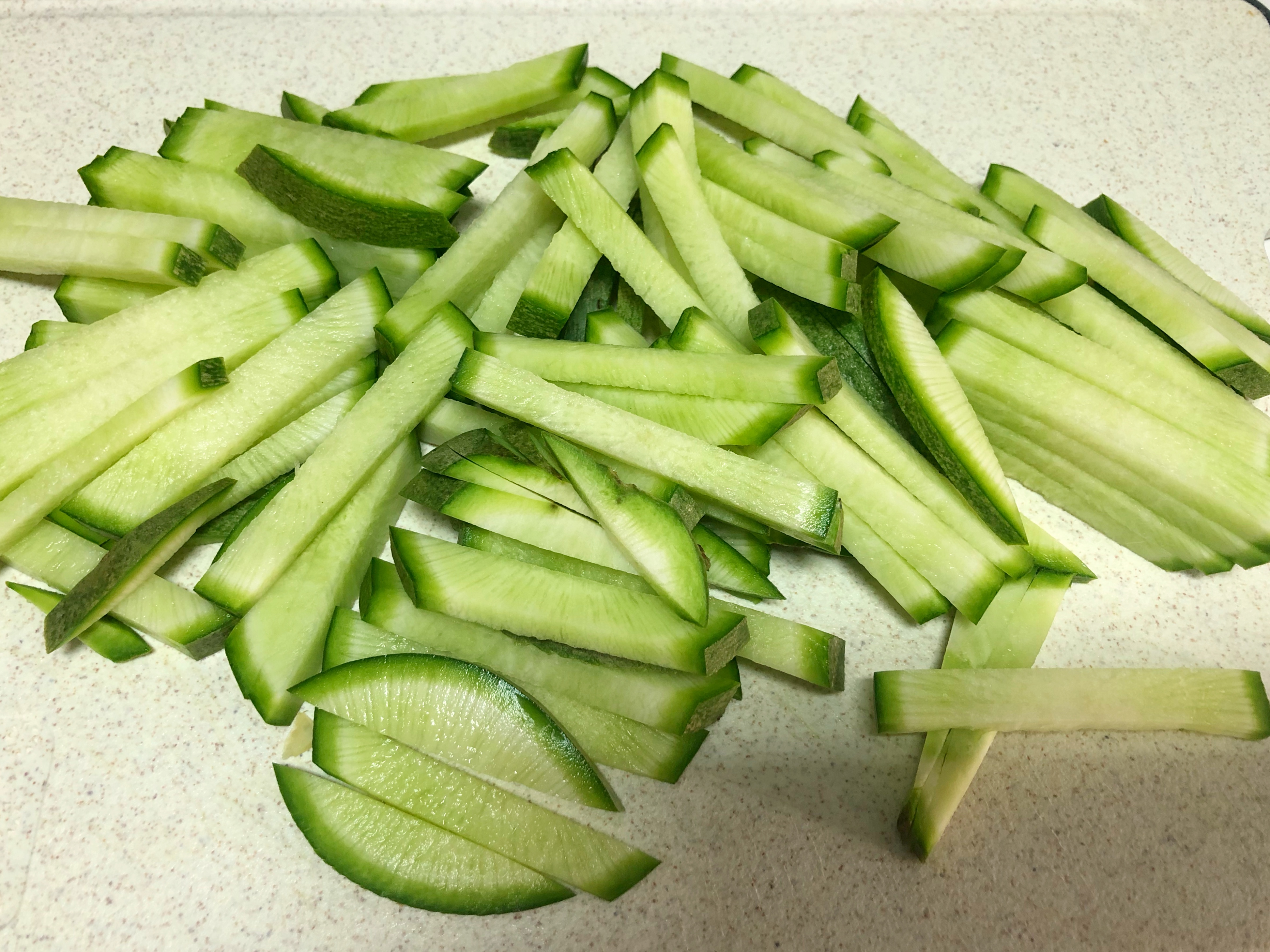 中国腌萝卜咸菜最正宗的做法,腌老萝卜咸菜的正确做法