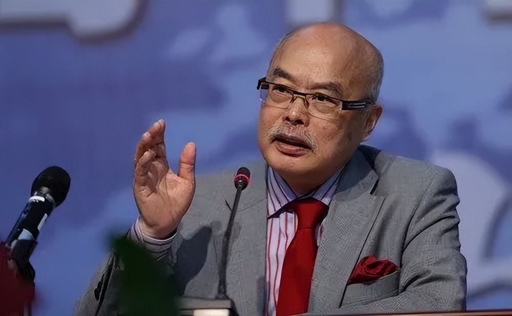 致敬经典中央电视台主持人,中央电视台向经典致敬主持人