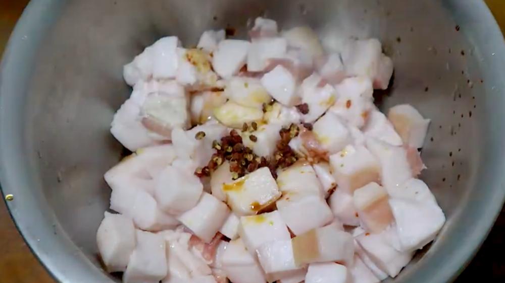 怎样炒肉臊子又软又烂,炒烂肉臊子的正确方法