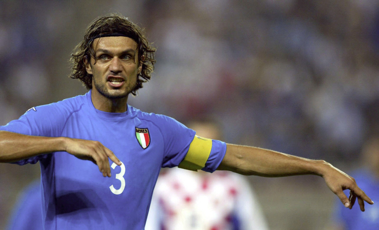 足坛最强右脚前锋,足球十大左脚射门高手