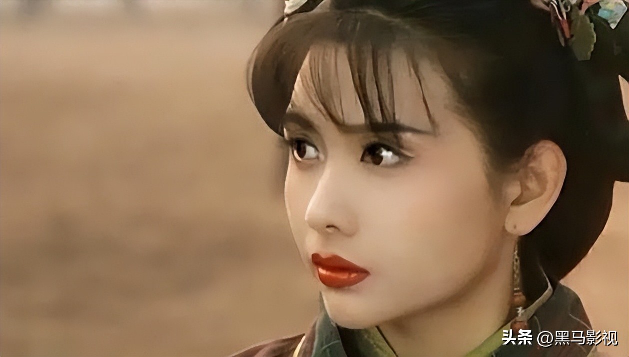 邱淑贞年轻时最惊艳的一段,回眸一笑百媚生邱淑贞