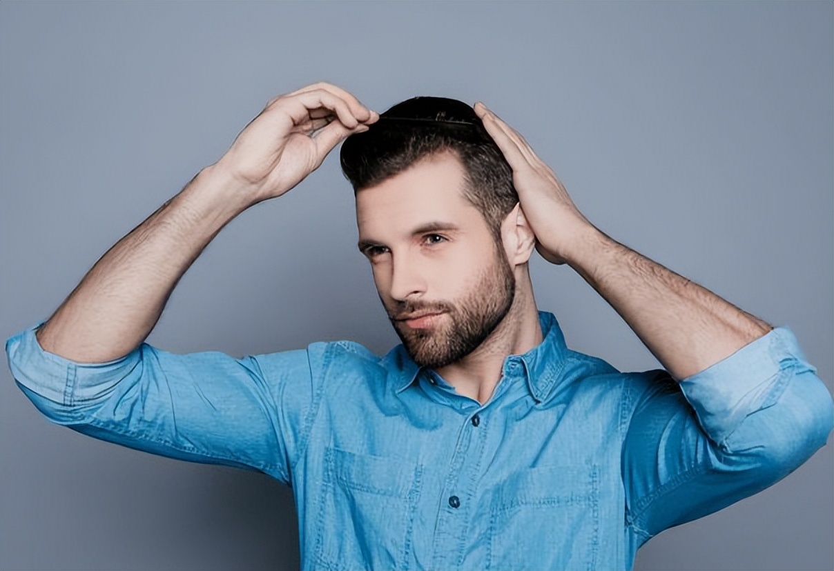 40岁男性毛发变白,40岁男性全身毛发变白是什么原因