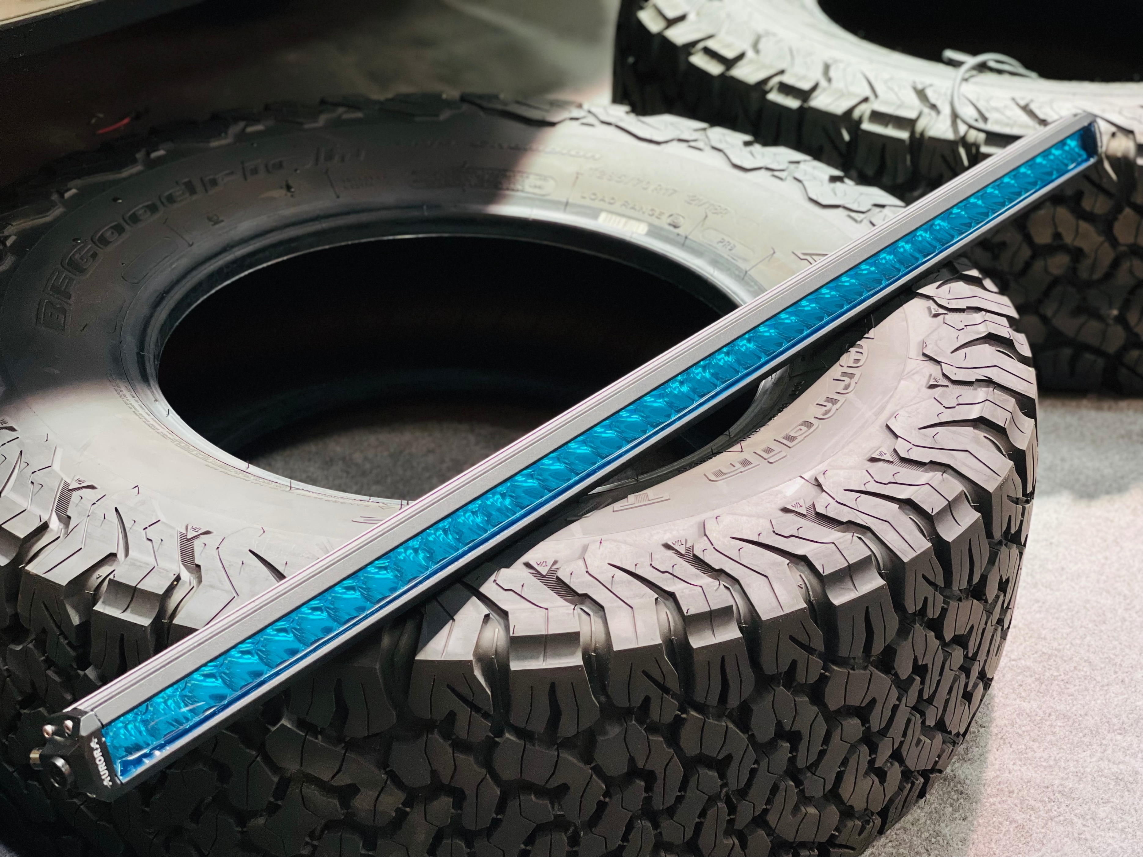 坦克500轮胎19寸跟20寸差别,长城坦克500最新款改装限量版