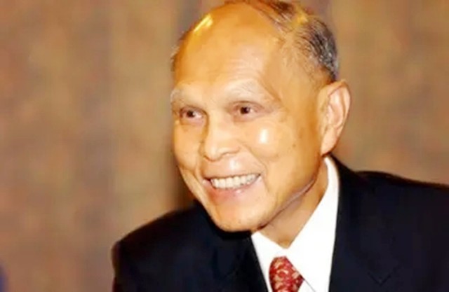 香港富豪霍英东：港澳陆我可以横着走，不用带任何保镖