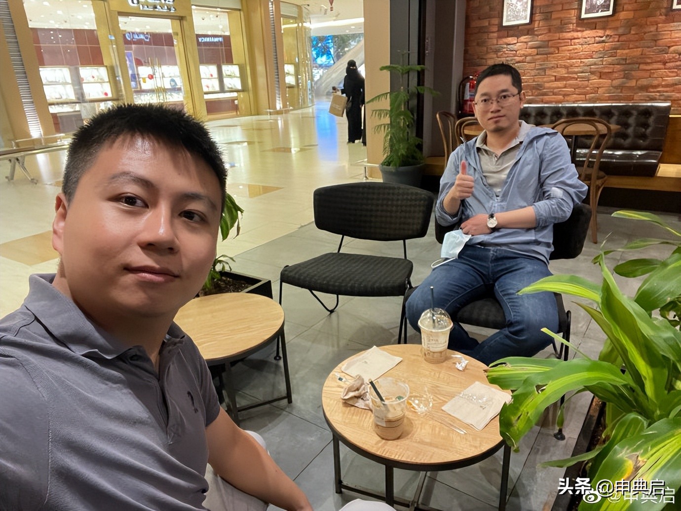 沙漏型阶级的沙特:石油也无法供给巨大的人口,有一半人买不起房