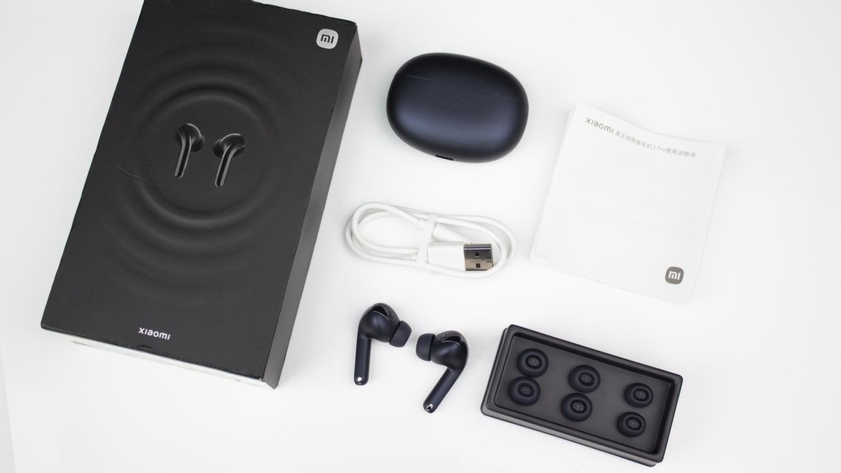 多加2000买pro真的划算吗,小米buds3pro三种颜色对比