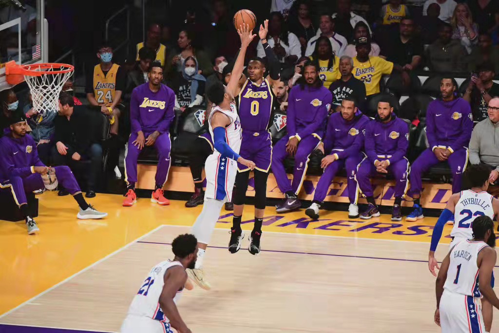 球鞋上脚集锦：0与1的美妙邂逅...