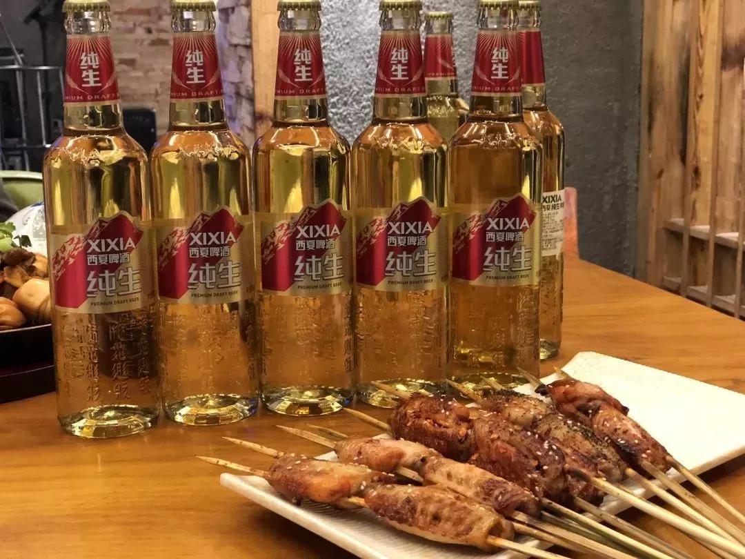 赚钱难了吗？把“赚”拆开，贝兼，就是别一条道跑到黑的意思