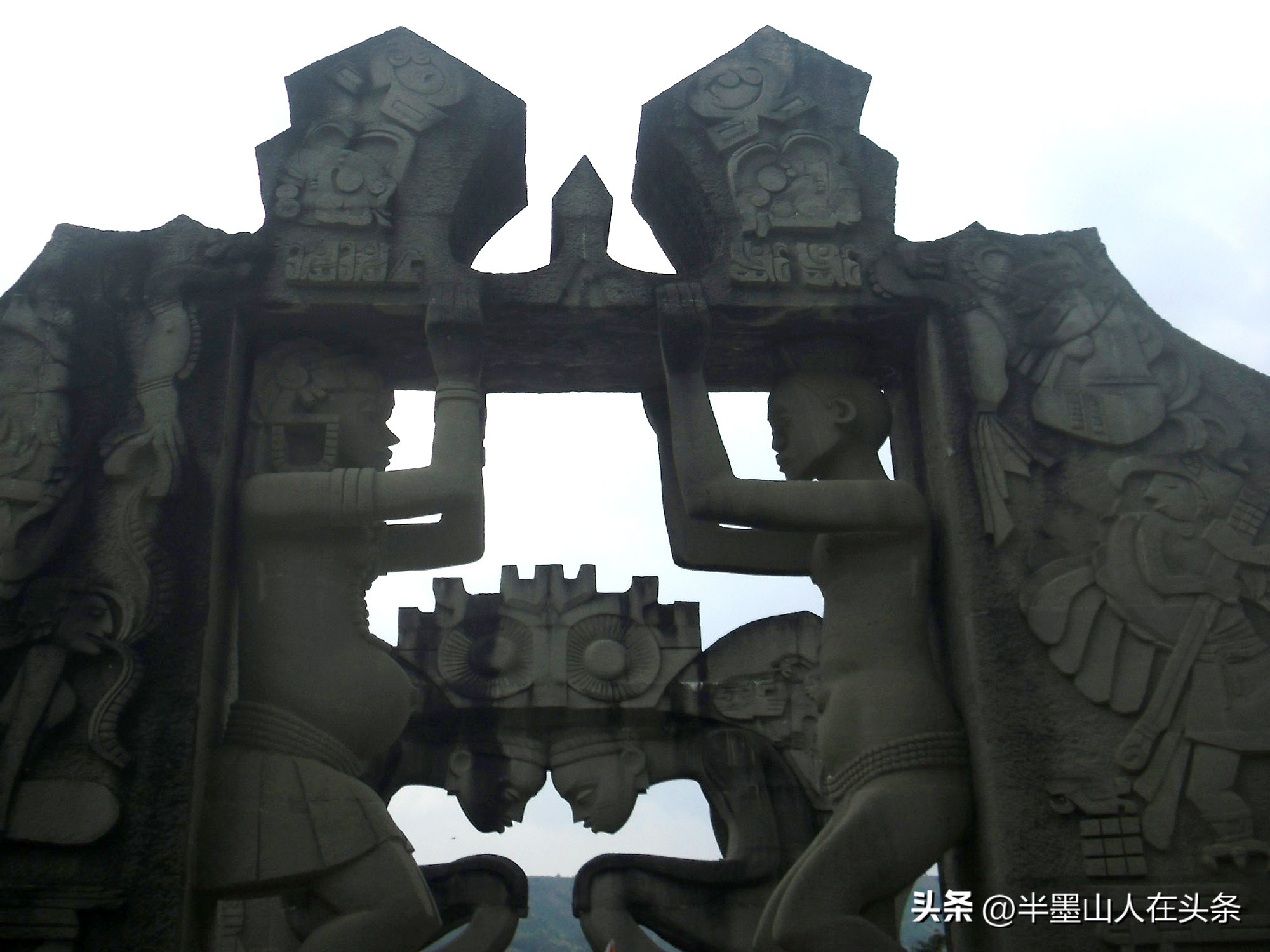 云南墨江北回归线标志园怎么游玩,墨江北回归线离双胞胎公园有多远