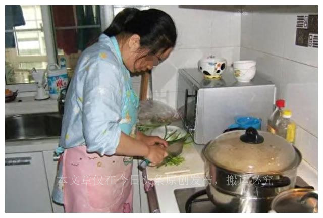 荒地无头女尸案,河北荒地惊现无头女尸