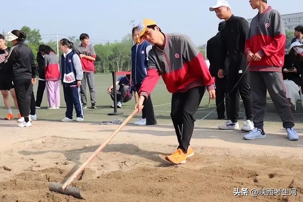 西安博雅艺术职业高中舞蹈比赛,西安博雅艺术职业高中体育生
