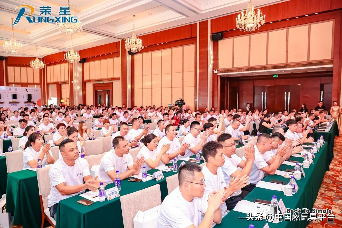 荣星品牌搭乘高铁速度腾飞