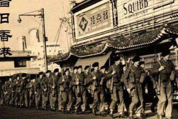 1997香港回归第一批驻港舰艇,英军航母护卫舰南海