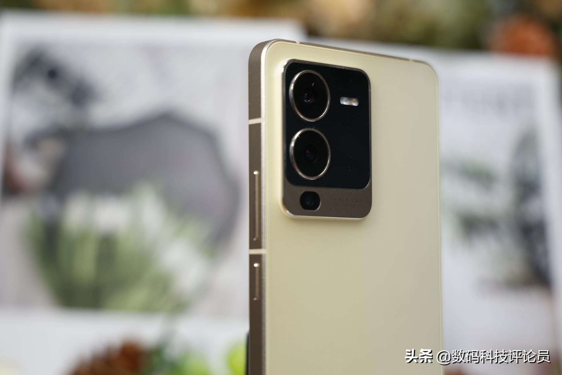 vivos15是用的骁龙870巅峰版吗,vivos15骁龙870巅峰版与普通版