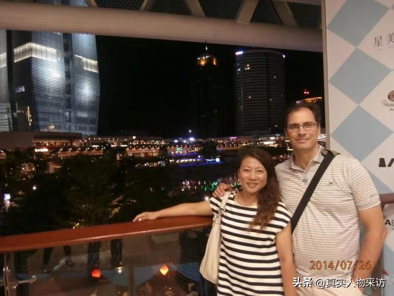 我身高1米57，50岁婚恋网相亲，被小5岁1米9西班牙大帅哥倒追