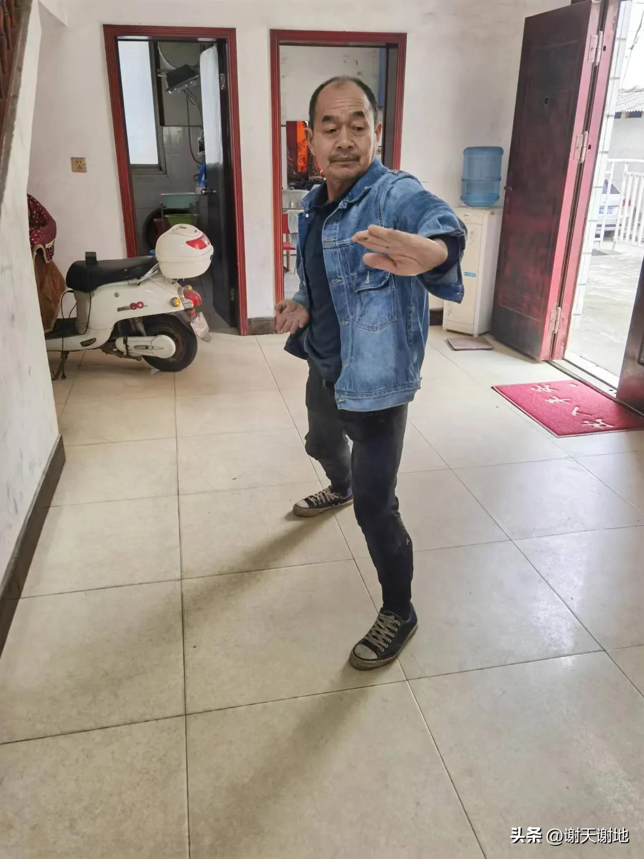 陈式太极拳56式闪通背分解教学,陈式56式太极拳闪通背分解教学