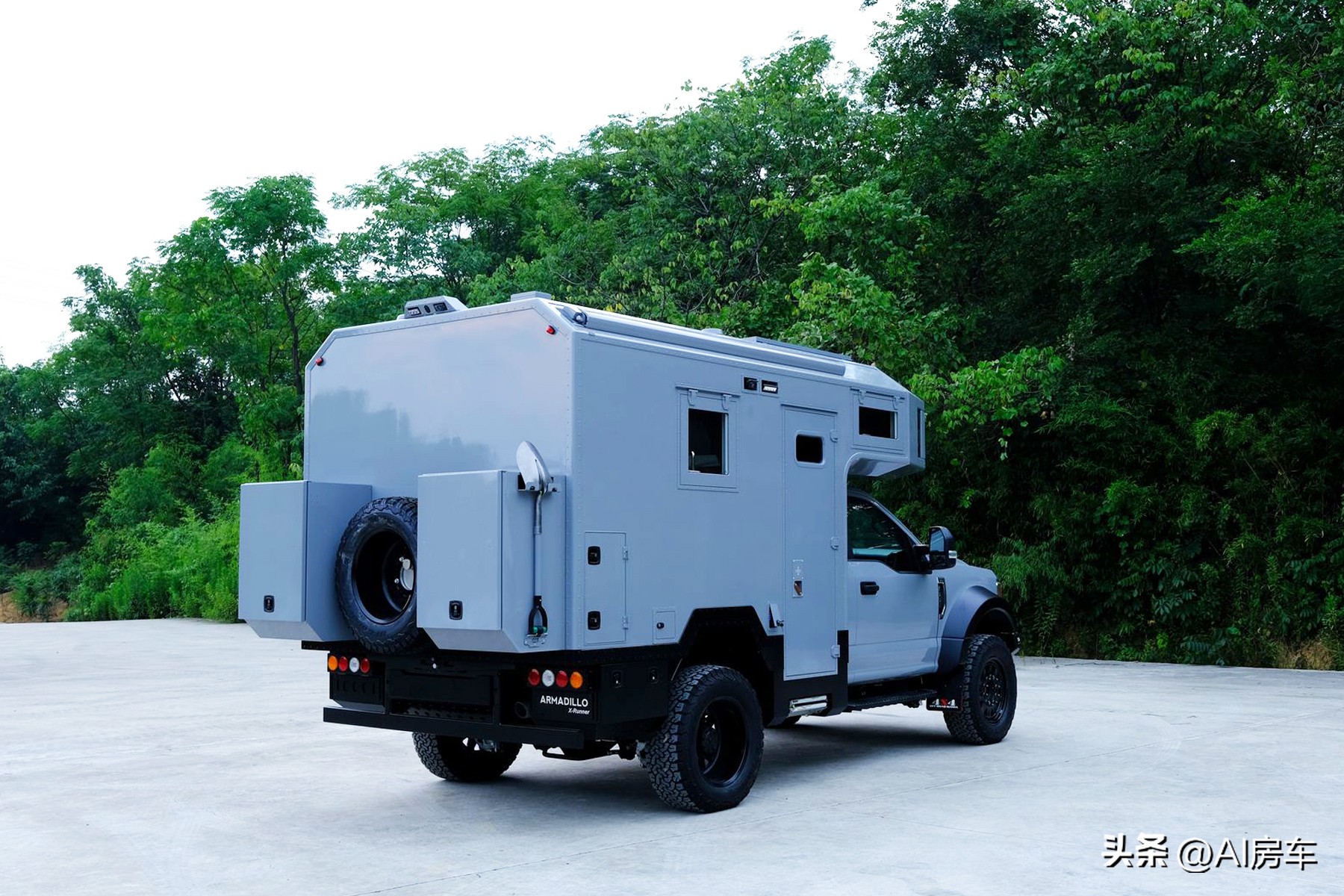 非常少见的阿莫迪罗福特f550房车,f550锐行者越野房车户外旅游视频