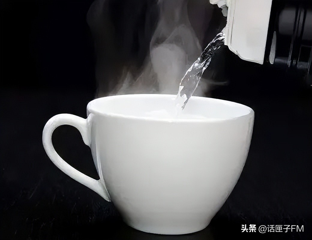 这么多年，泡腾片一直吃错了！烤水果给了冬天氛围感，还能治咳嗽？专家详解→