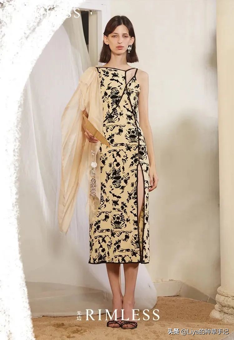 被问爆的街拍穿搭,穿对这3款裙子真心显瘦还美腻