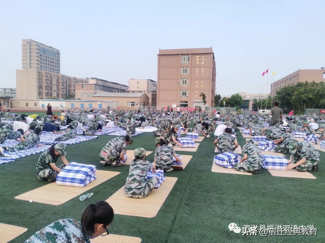 2019级新生军训掠影之动作篇,直击2022级新生军训汇演现场