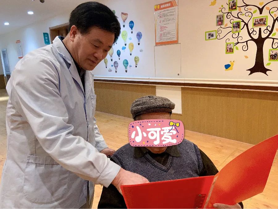 用爱坚守，用心呵护|男性养老护理员是怎样炼成的