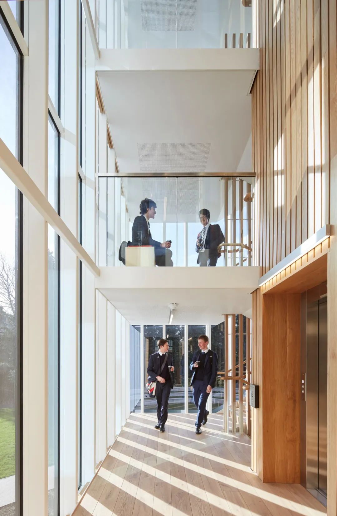 历史遗产的天然教科书｜建在百年历史保护区的学校合集