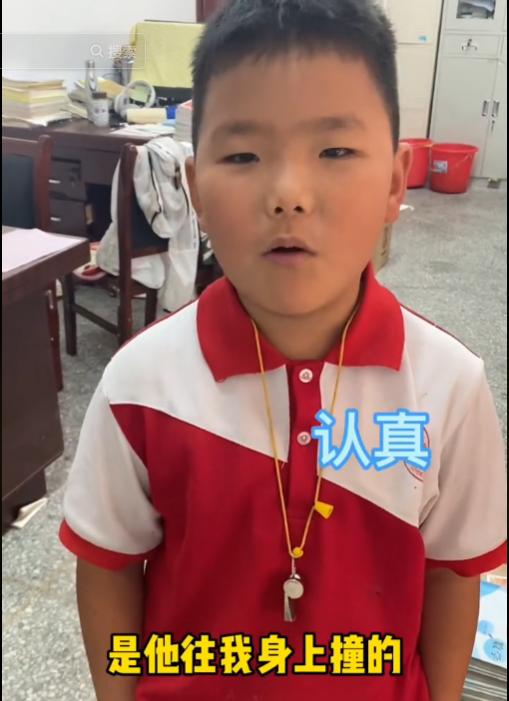 网红90后周老师,网红美女语文老师周老师讲课视频